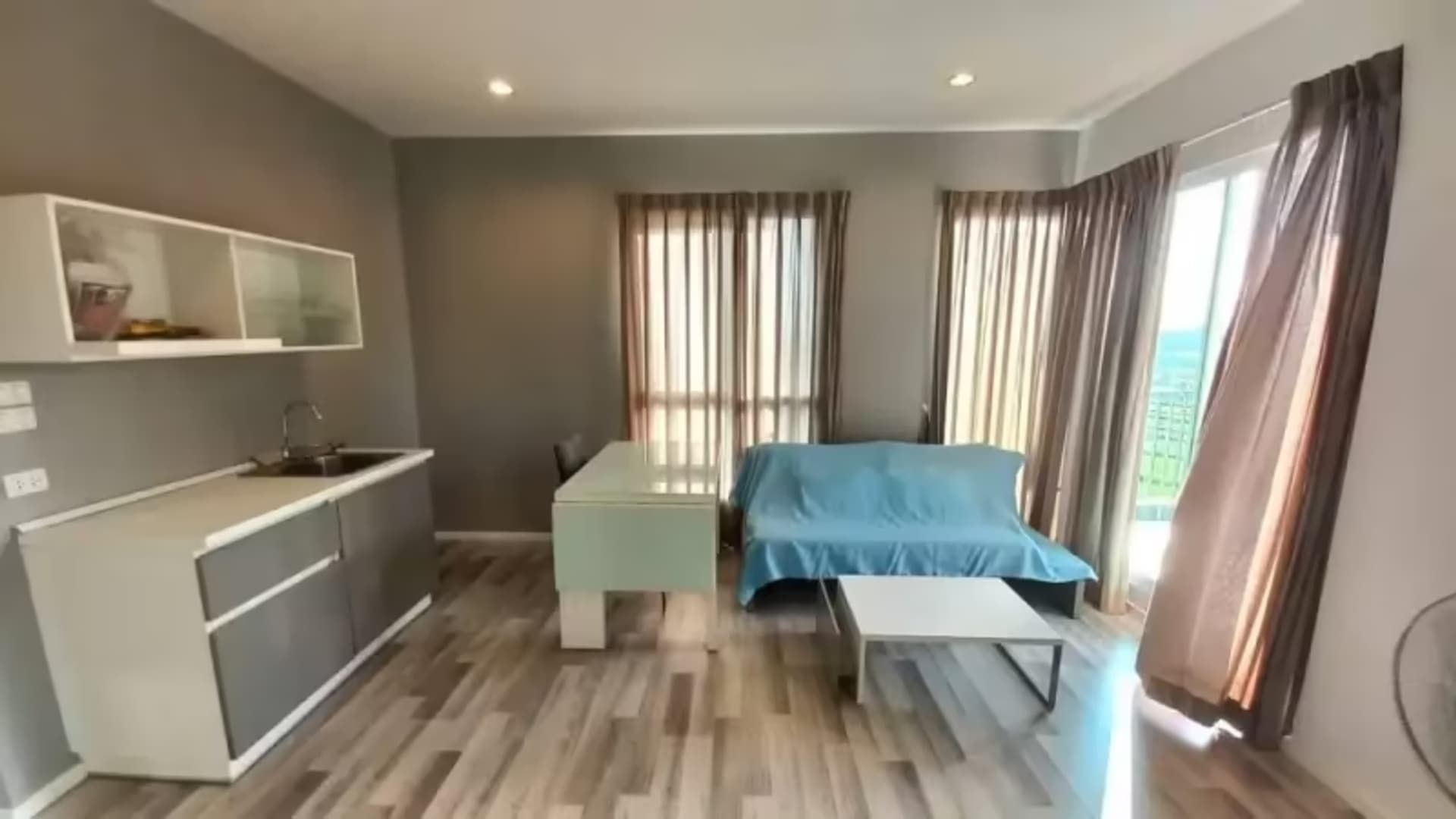 1 Bedroom Condo - Image 4