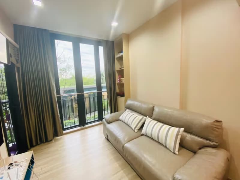 1 Bedroom Condo