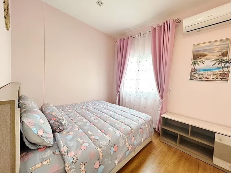 Townhouse for Rent at Golden Town RuamChok