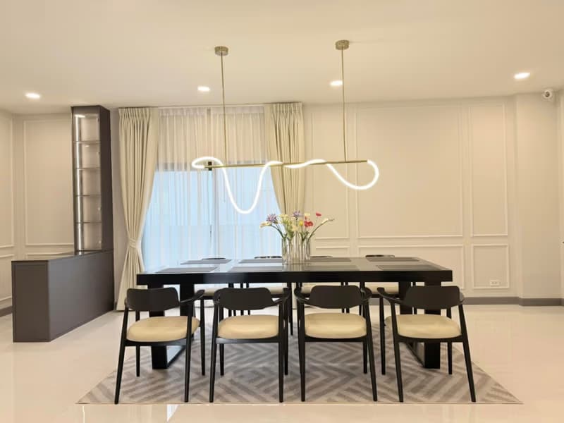 4 Bed House for Rent in Bang Phli