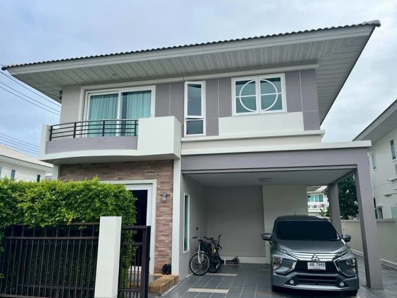 4 Bed House for Rent in San Kamphaeng