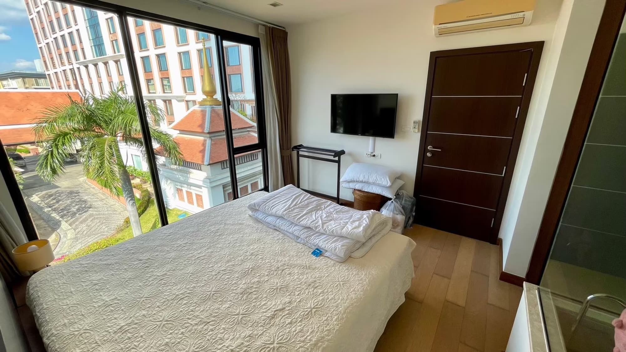2 Bed Condo for Sale in undefined - Image 6