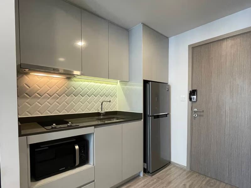 1 Bed Condo for Sale  Near Ratchathewi BTS