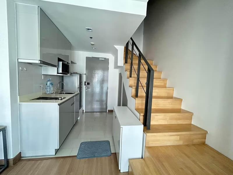 Condo for Sale at Ideo Mobi Phaya Thai