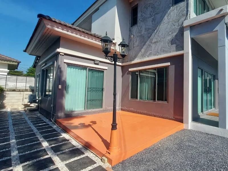 4 Bed House for Rent in Lat Krabang