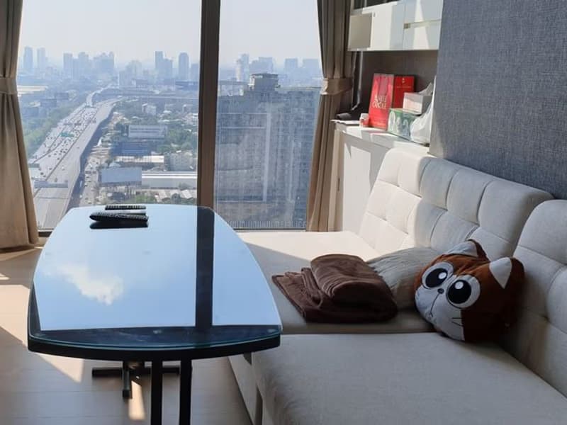 1 Bed Condo for Rent and Sale in Ratchathewi