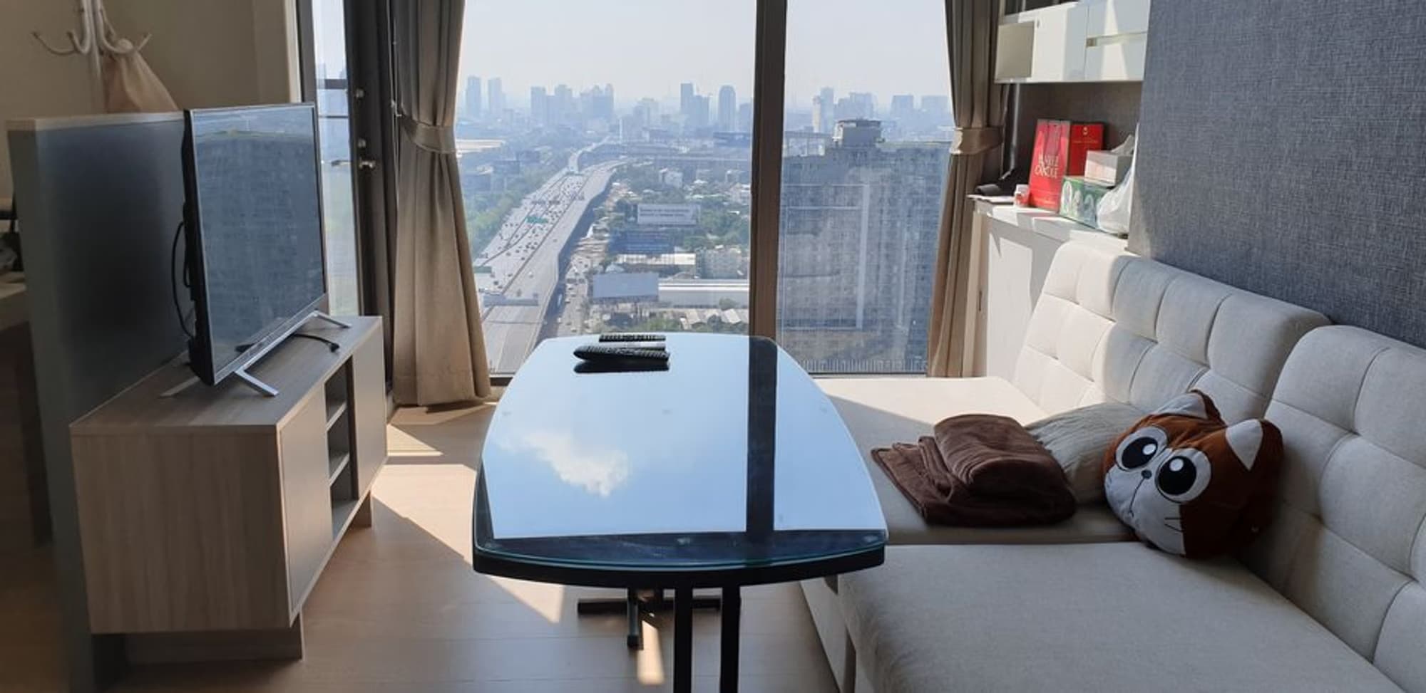 1 Bed Condo for Rent and Sale in Ratchathewi - Image 4