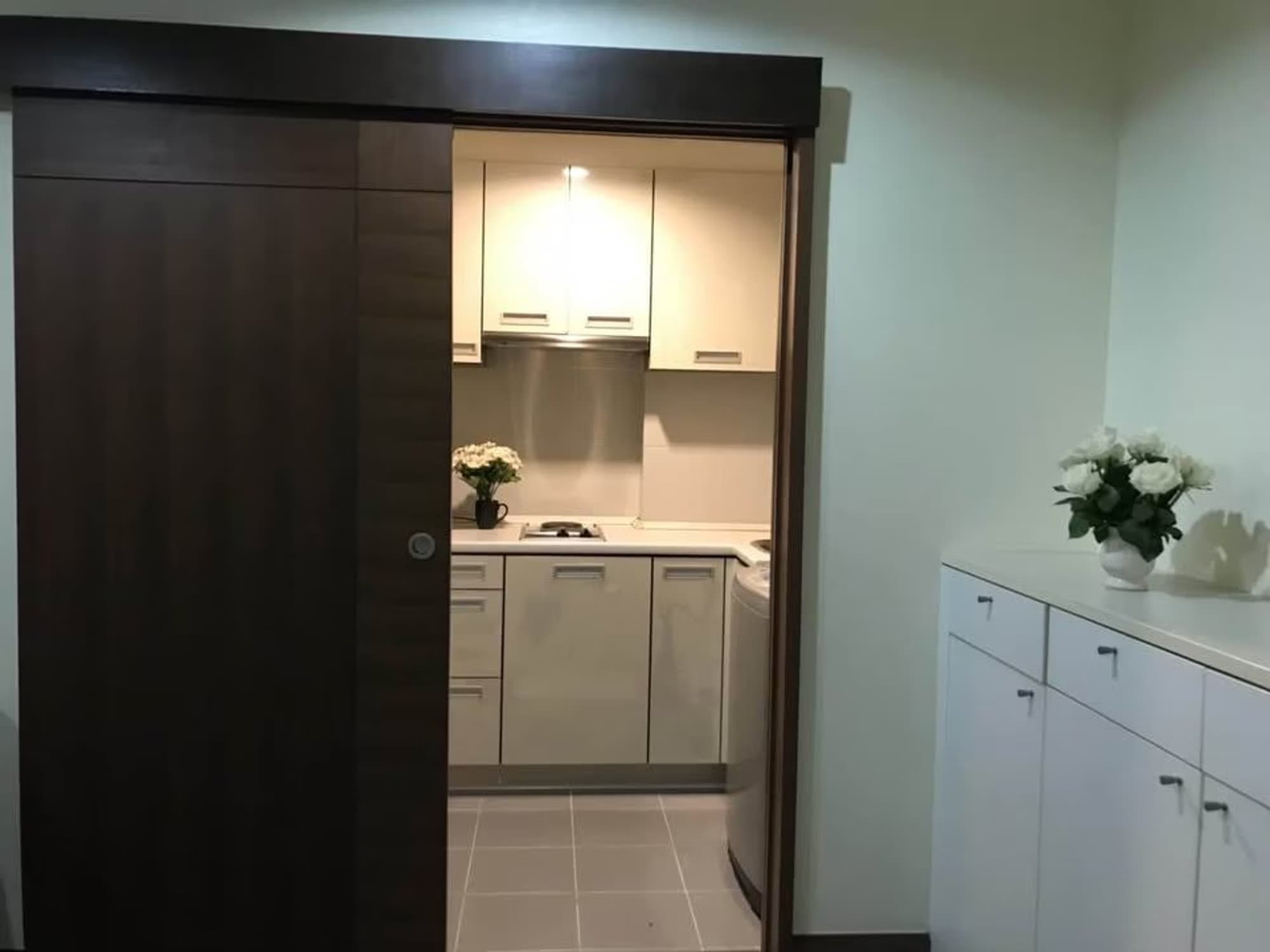 1 ห้องนอน คอนโด สำหรับ จำหน่าย ใน Bang Rak - Image 10