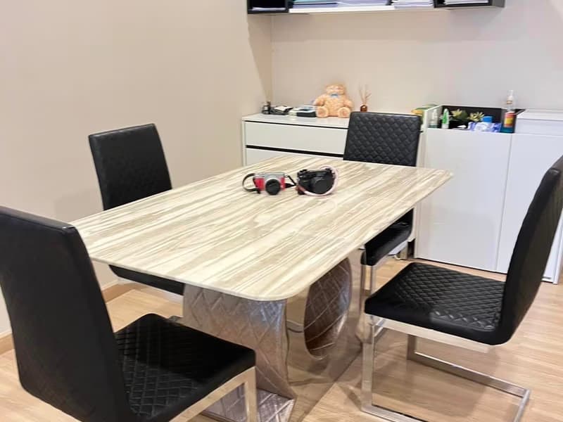 2 Bed Condo for Sale in Khlong San