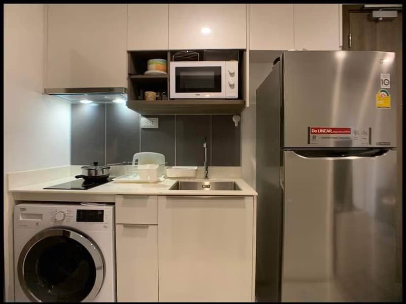 Condo for Sale at Ideo Mobi Asoke