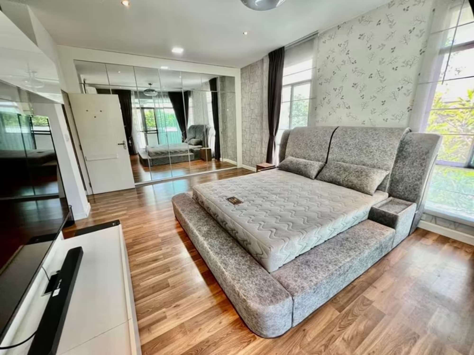4 Bedroom Houses For Rent At Manthana Rama IX - Image 15