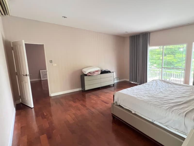 5 Bed House for Sale in Mueang Chiang Mai