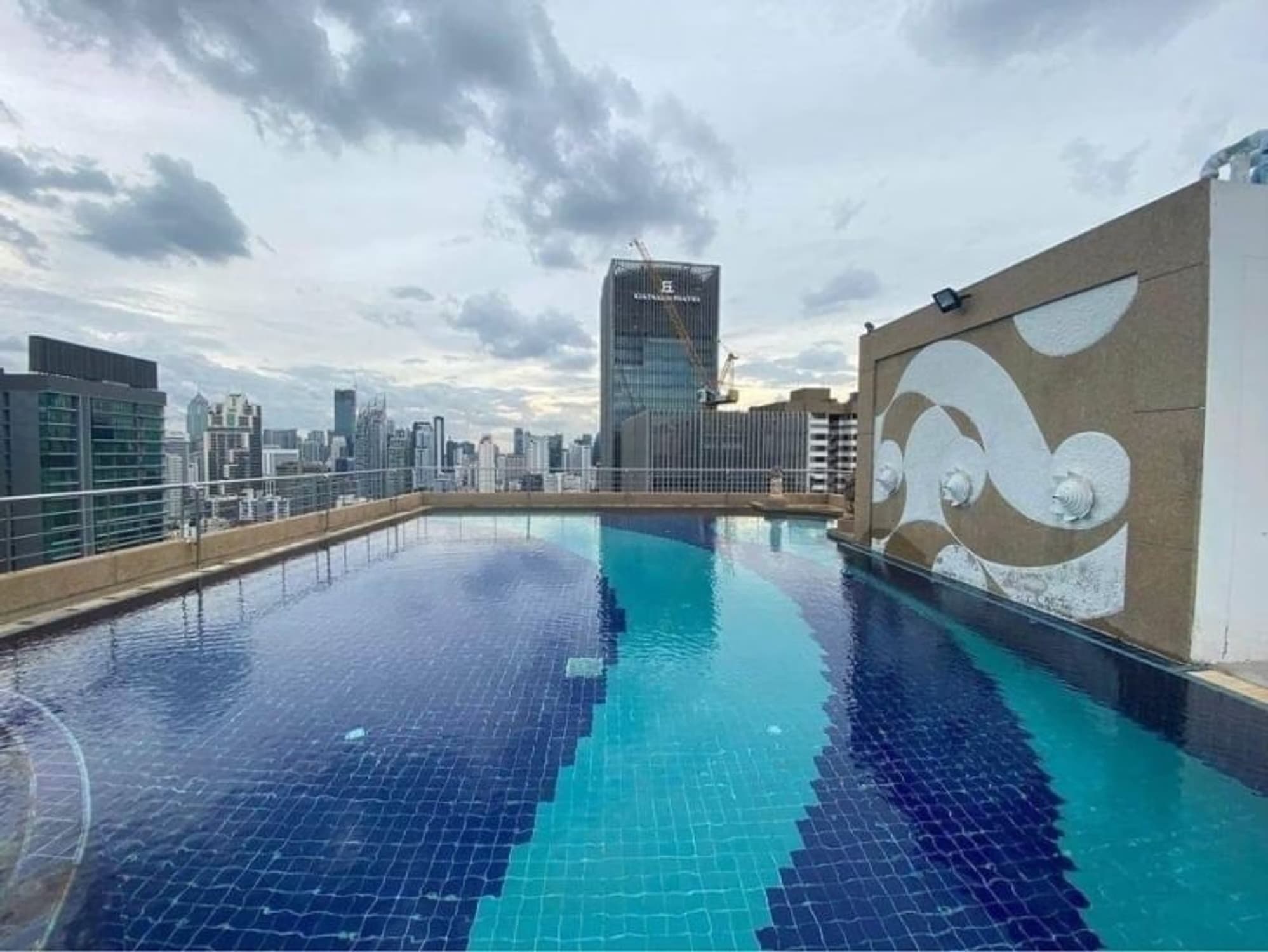 Condo for Rent at Supalai Premier Asoke - Image 7