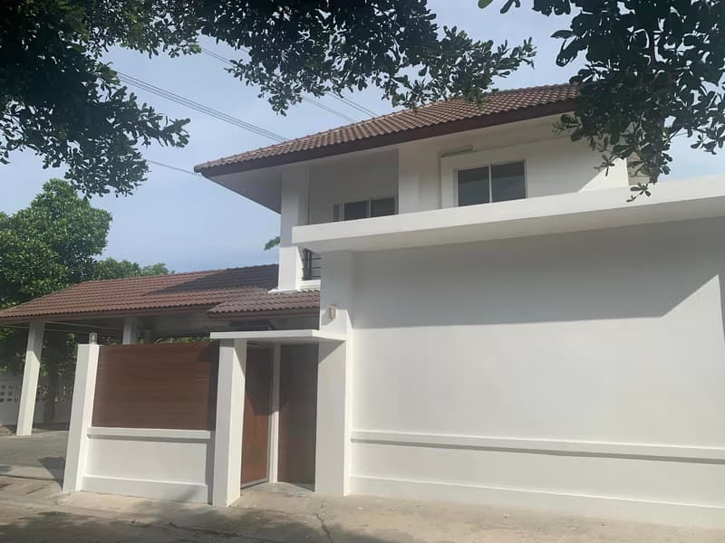 4 Bed House for Rent and Sale in San Sai