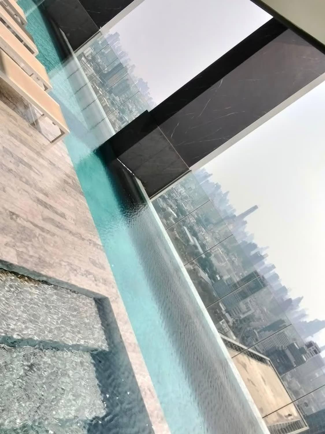 2 Bed Condo for Rent in Phaya Thai - Image 10