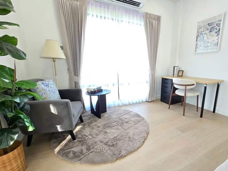 4 Bed House for Rent and Sale in Hang Dong