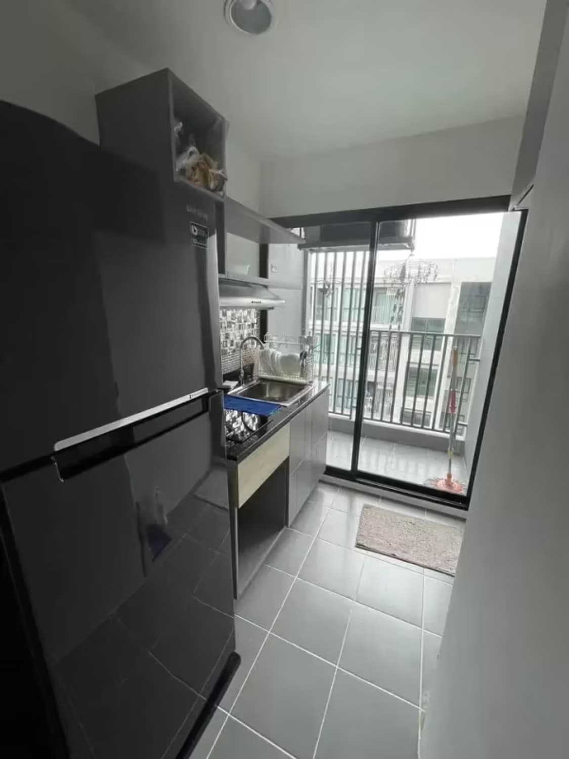 1 Bedroom Condo - Image 4