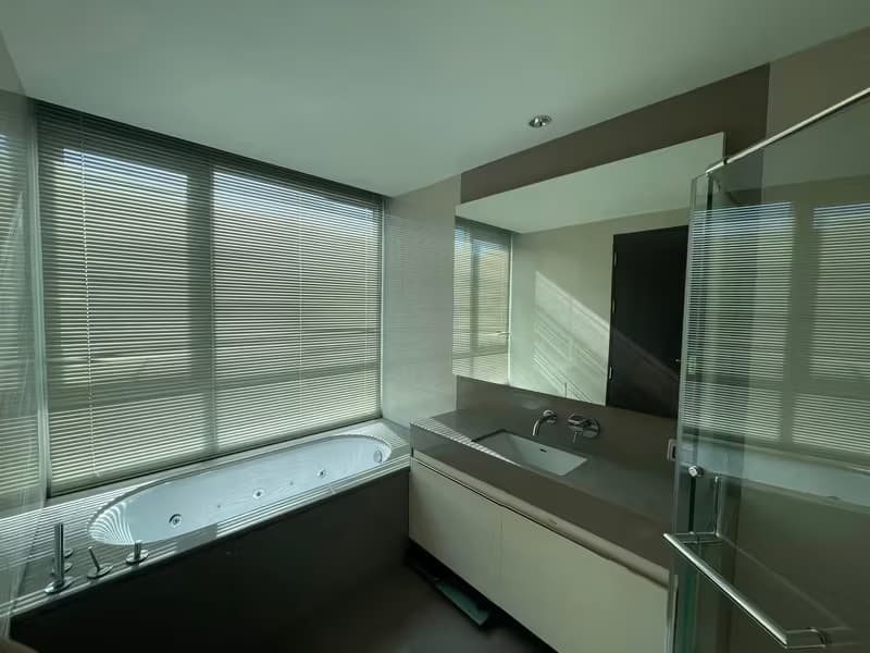 Condo for Sale at The Address Phayathai