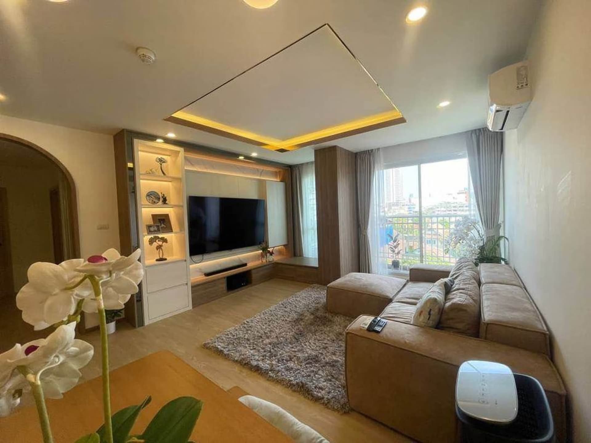 3 ห้องนอน คอนโด สำหรับ ขาย ใน สาทร - Image 1