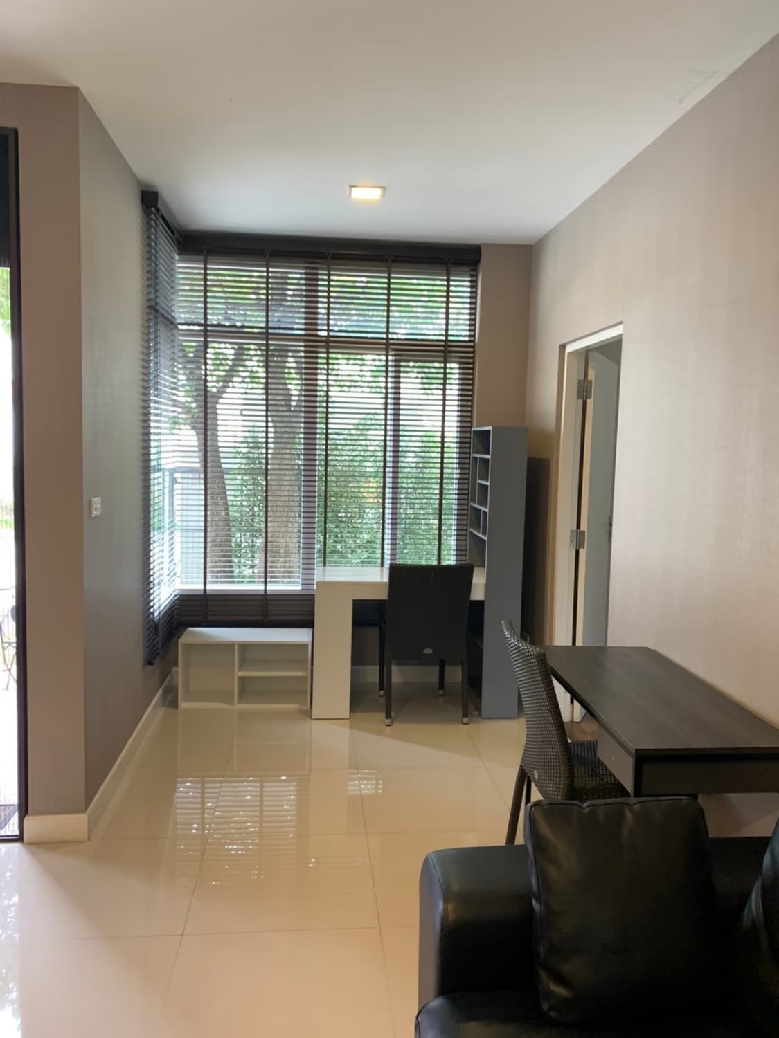 4 Bedroom House - Image 5