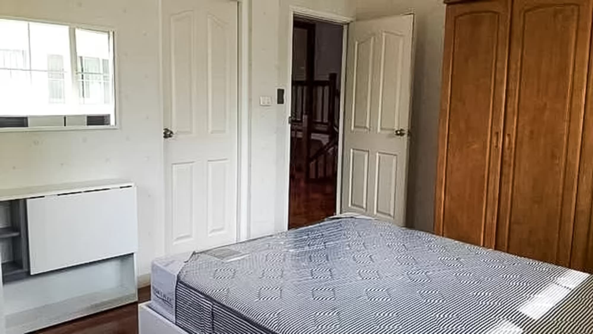 4 Bedroom House - Image 7