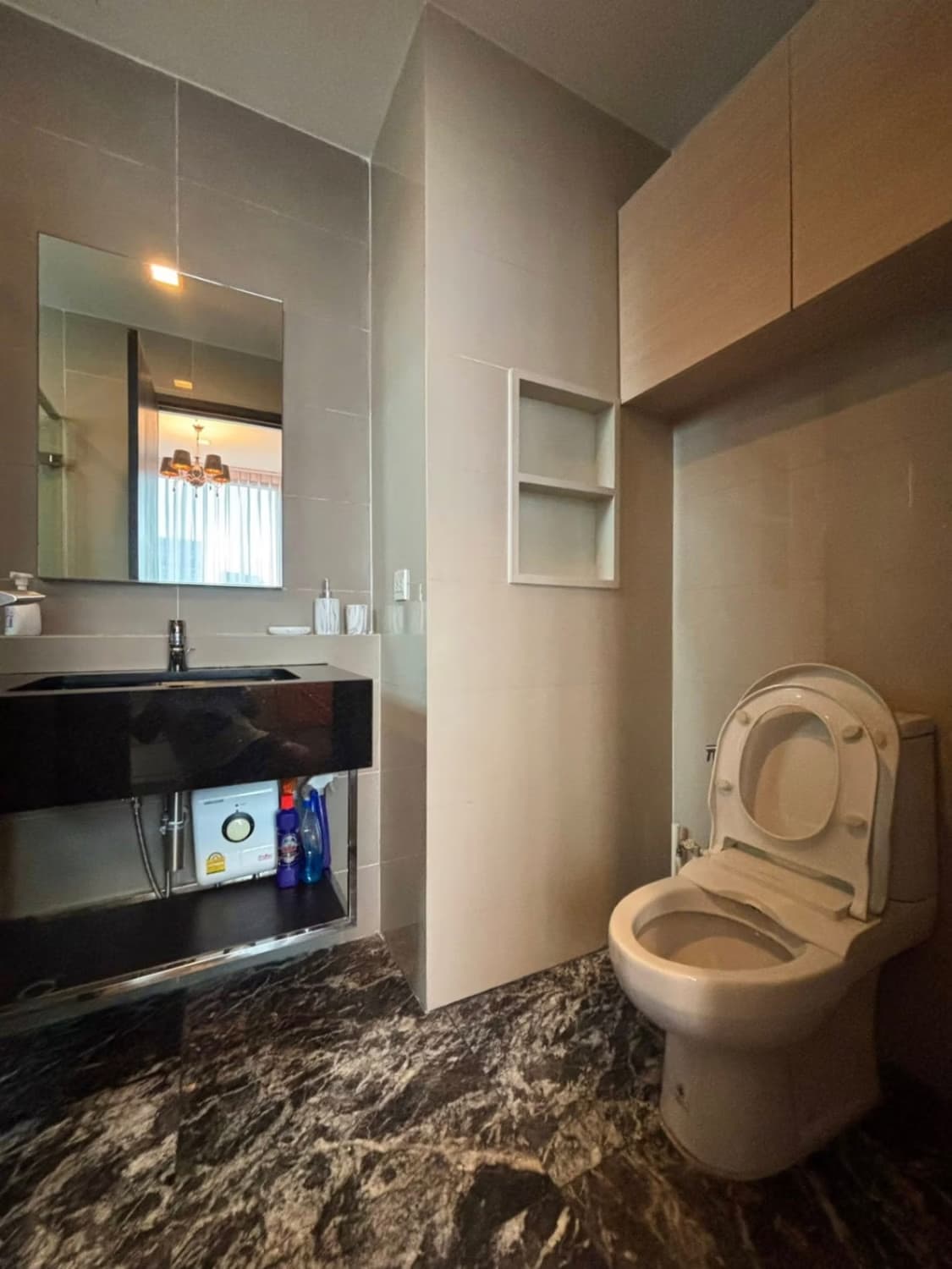 1 Bed Condo for Rent in Watthana - Image 6