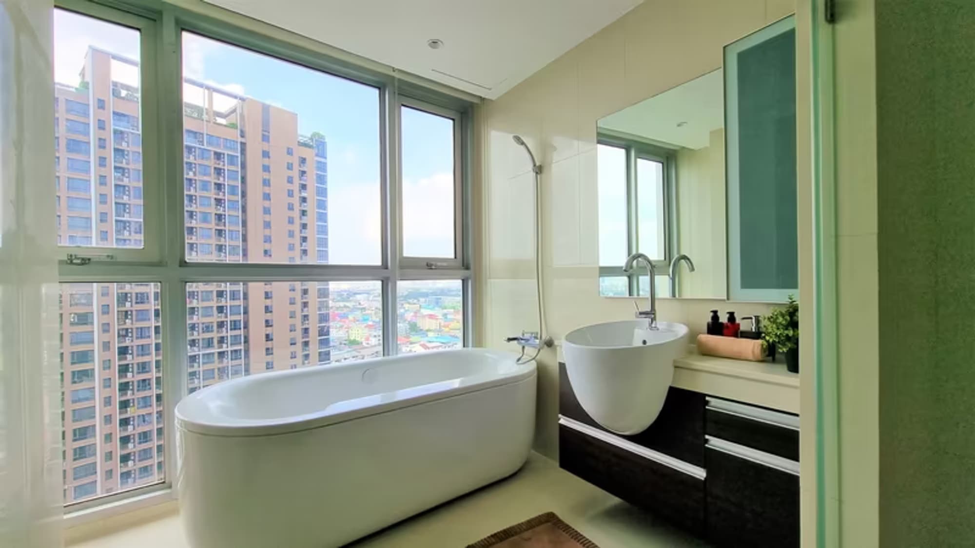 2 Bedroom Condo - Image 4