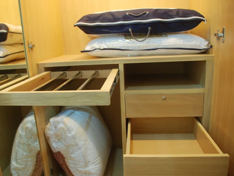 2 Bed Condo for Rent in Ratchathewi