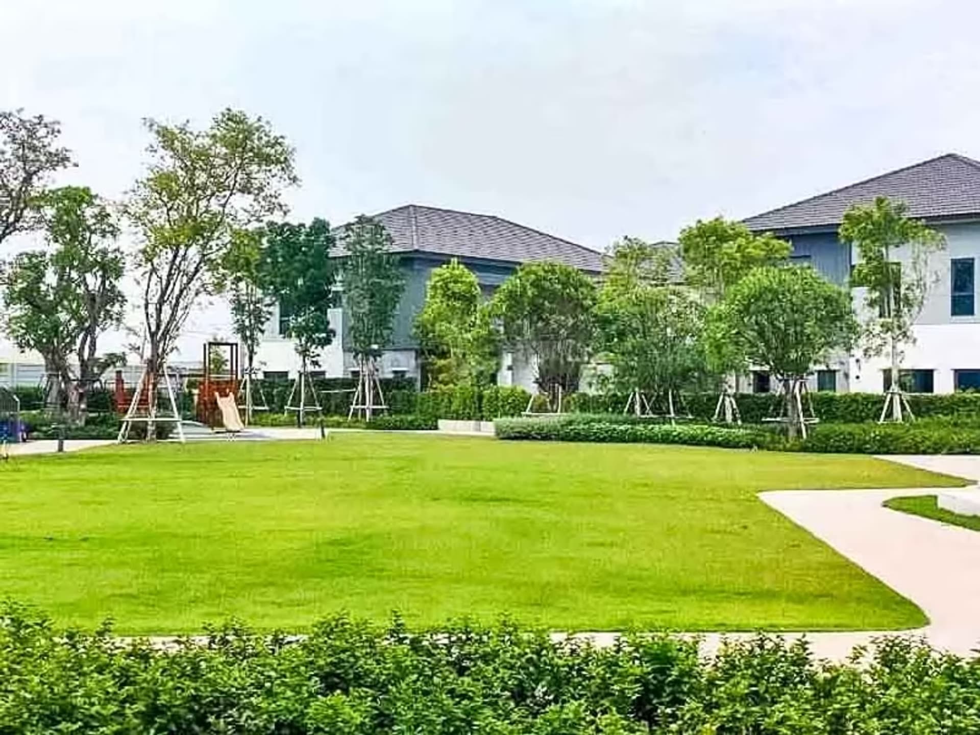4 Bedroom House - Image 1