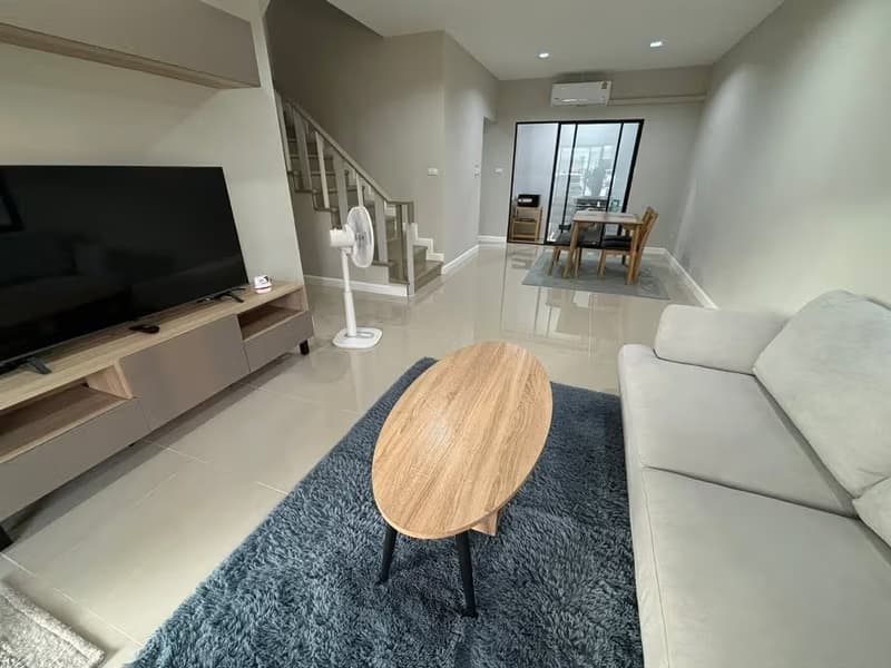 4 Bed House for Rent in Saraphi