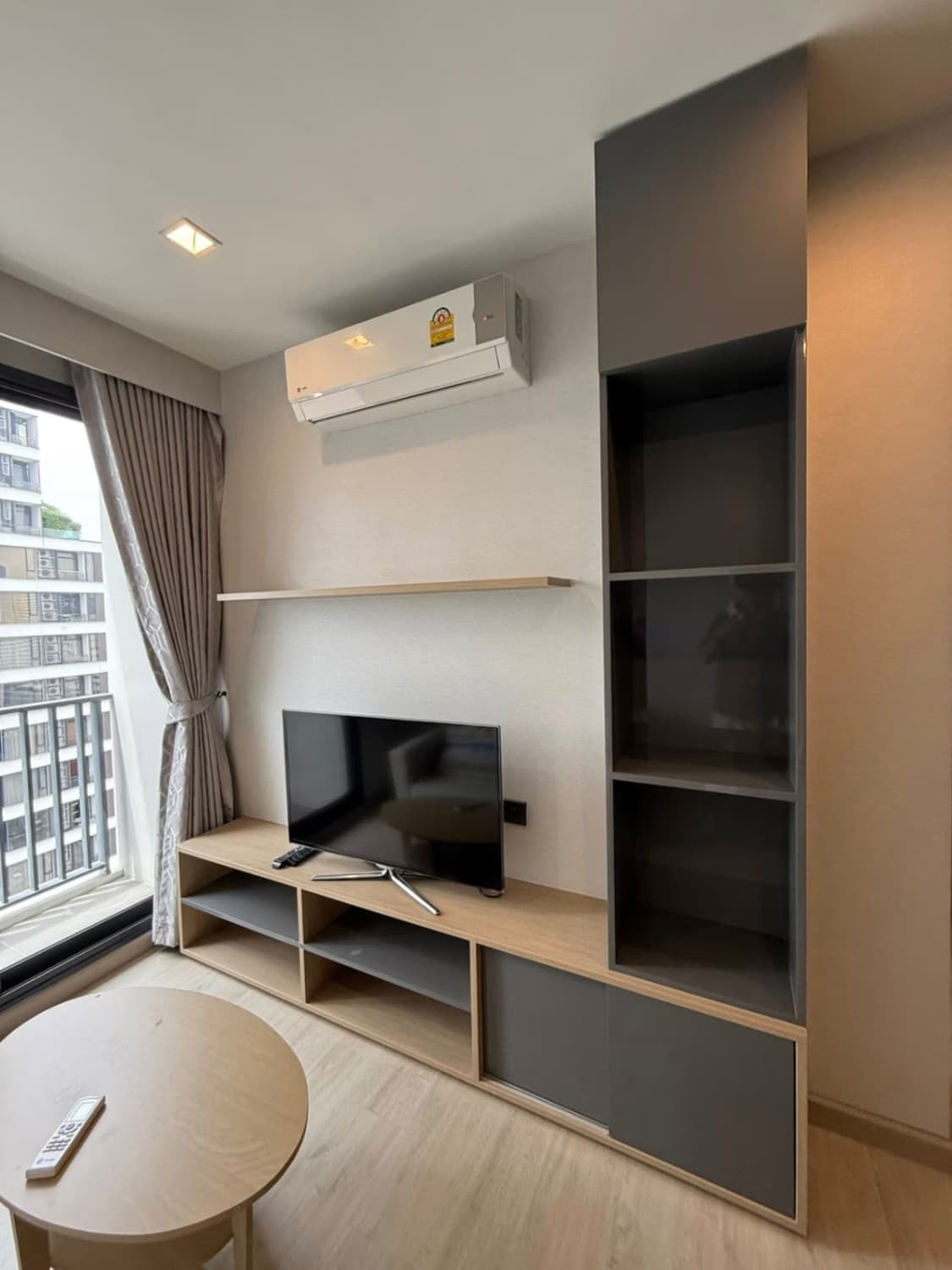 2 Bed Condo for Rent in Watthana - Image 3