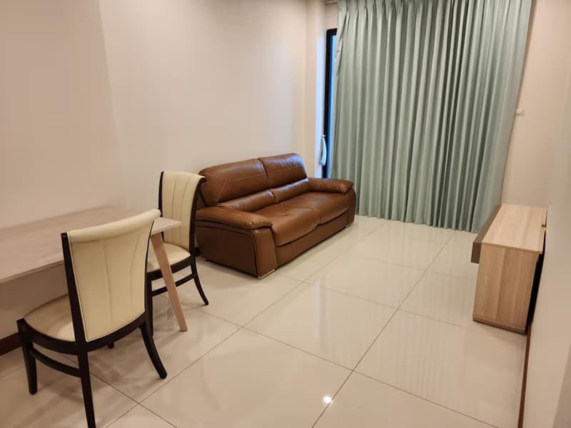 1 Bed Condo for Rent and Sale  Near Khlong San BTS