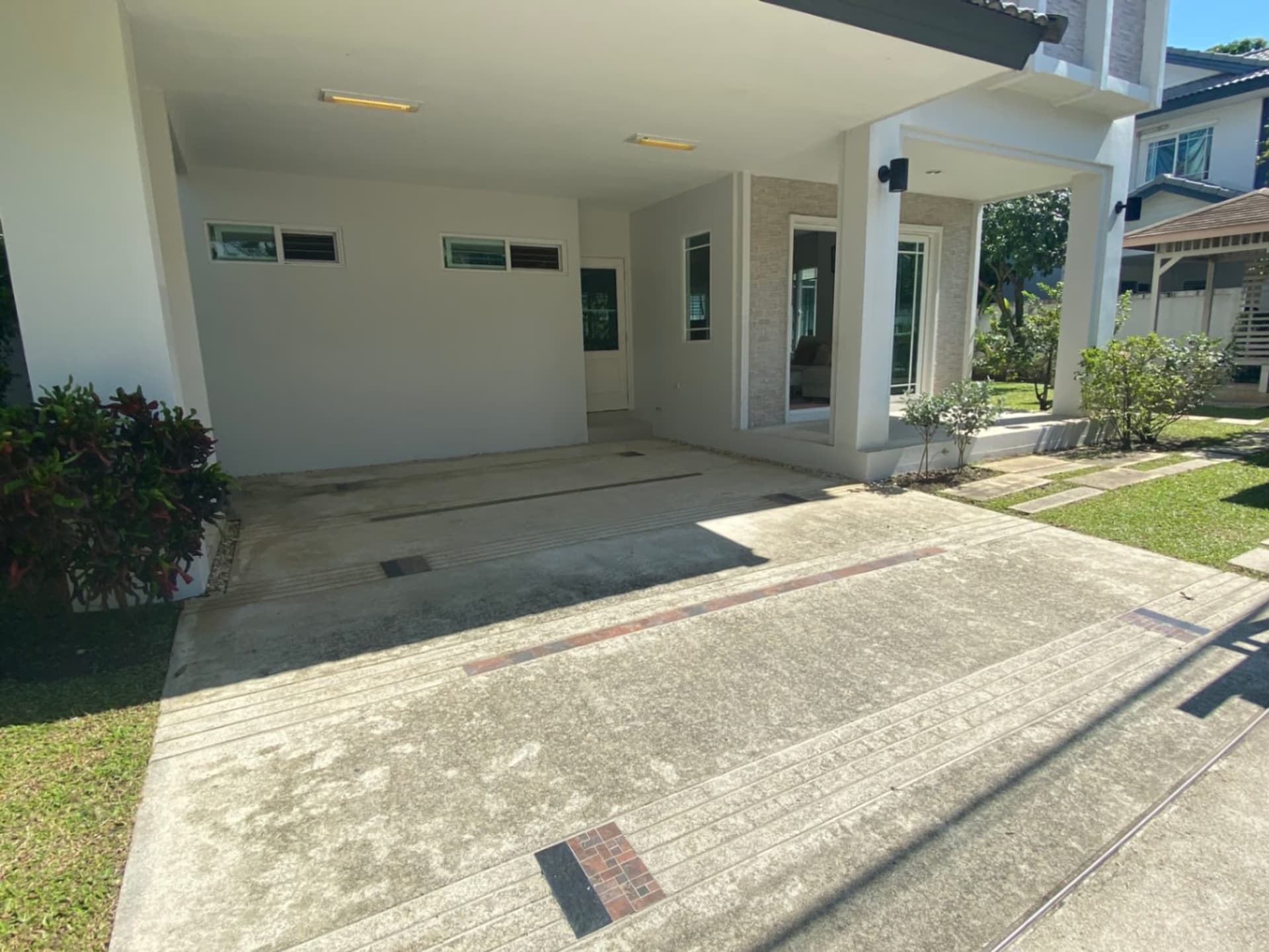 4 Bedroom House for Rent in Mae Hia, Mueang Chiang Mai - Image 18