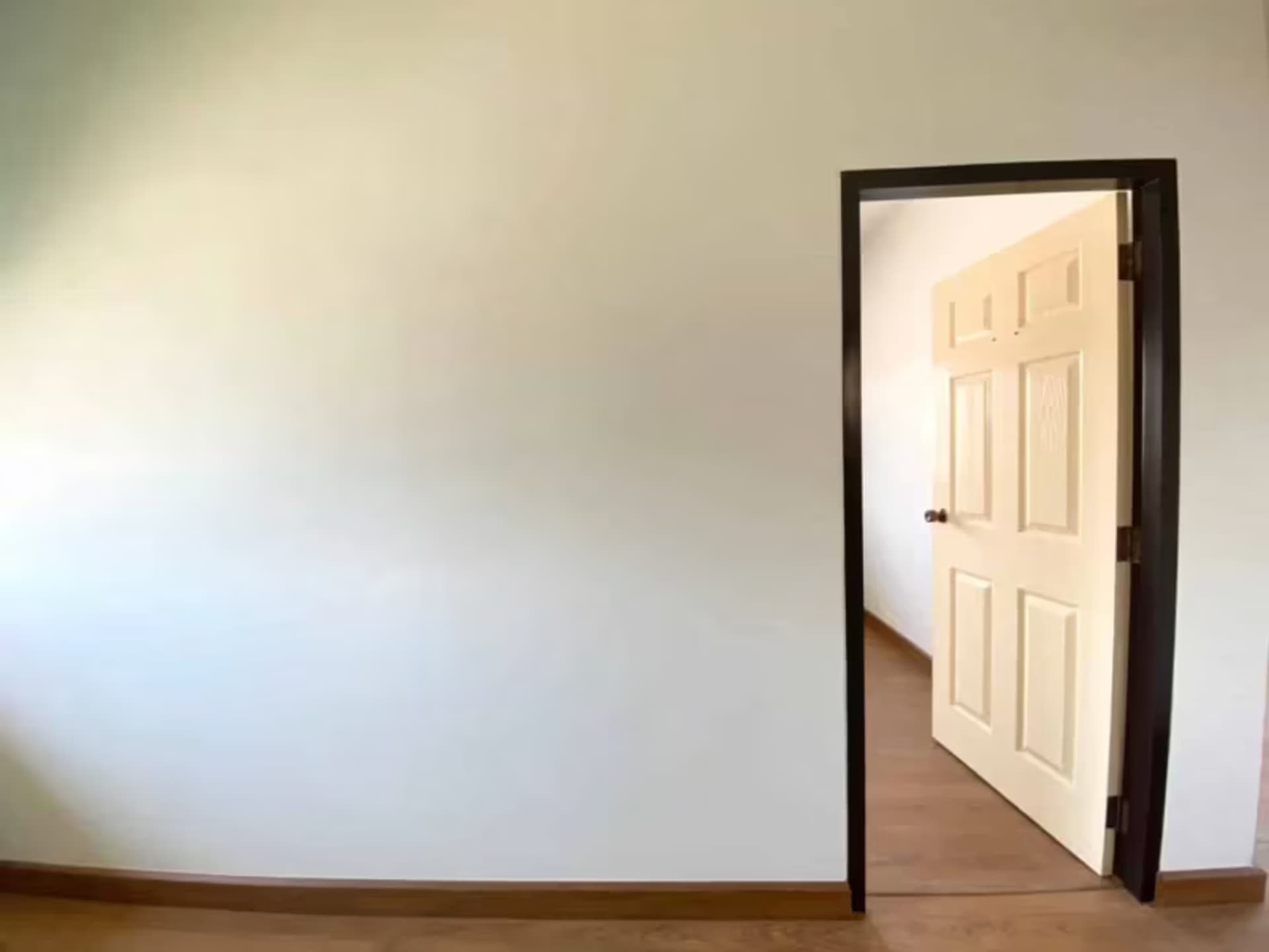4 Bedroom House - Image 9