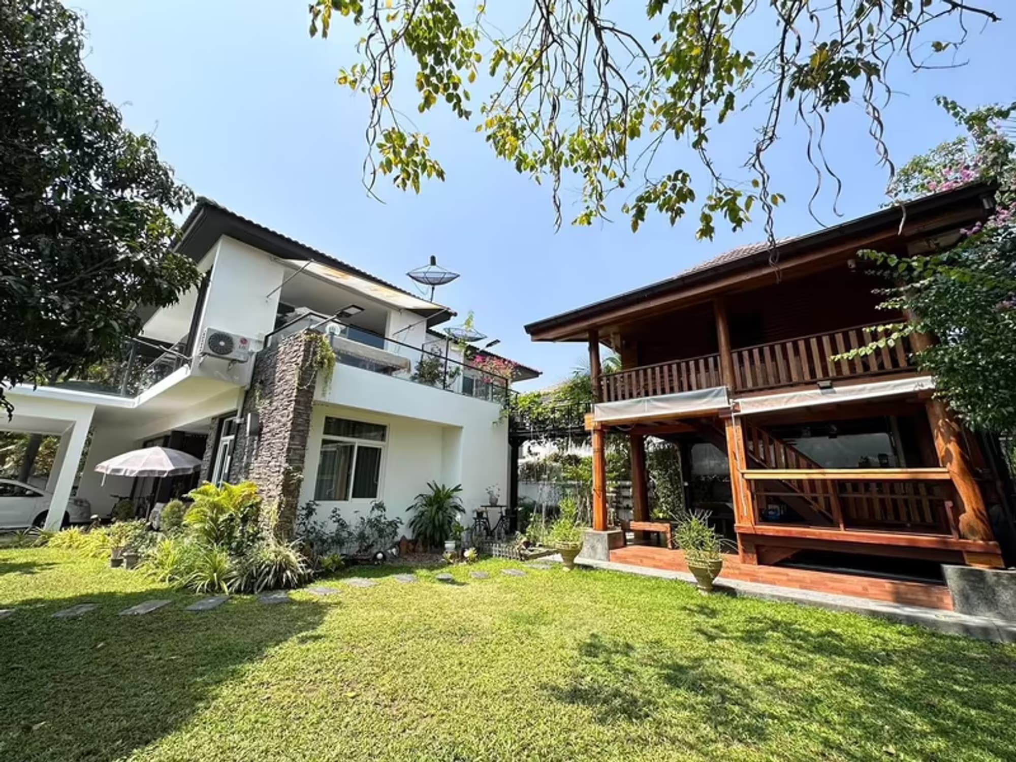 5 Bedroom House  for rent/sale at Siwalee Lake View - Image 7