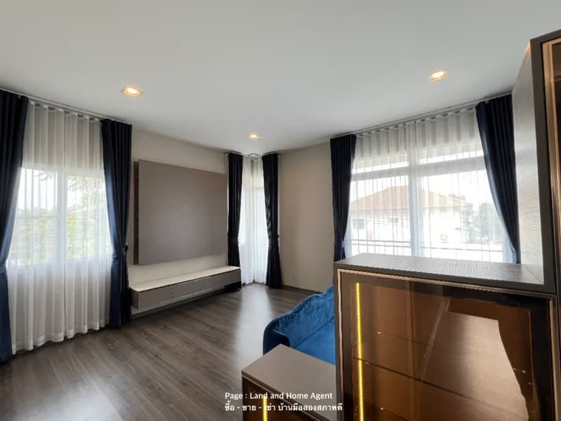 4 Bedroom House for Sale at Manthana Motorway-Krungthep Kreetha