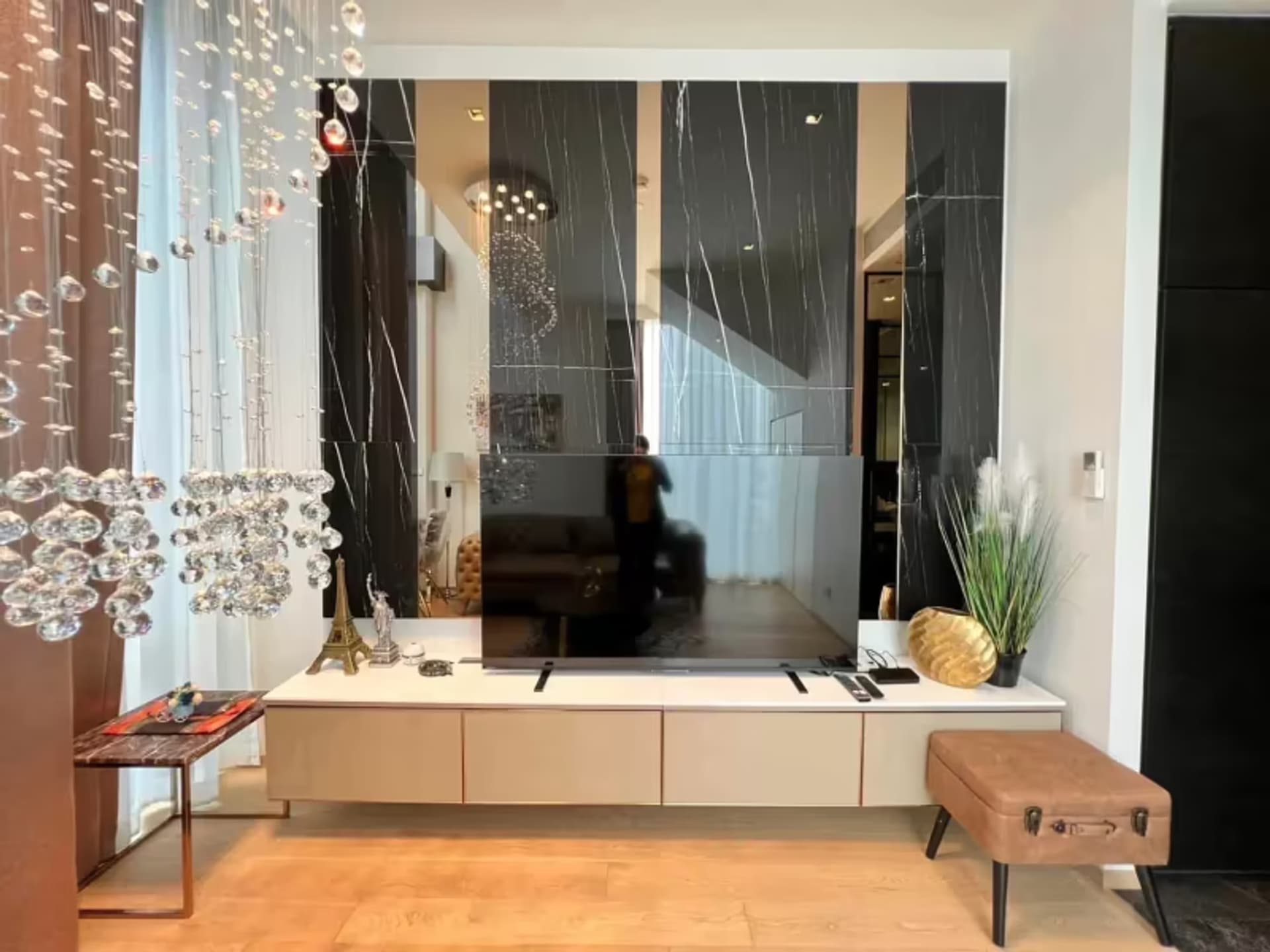 Condo for Rent at 28 Chidlom by SC Asset - Image 3