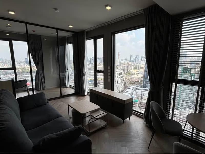 1 Bed Condo for Sale in Bang Rak