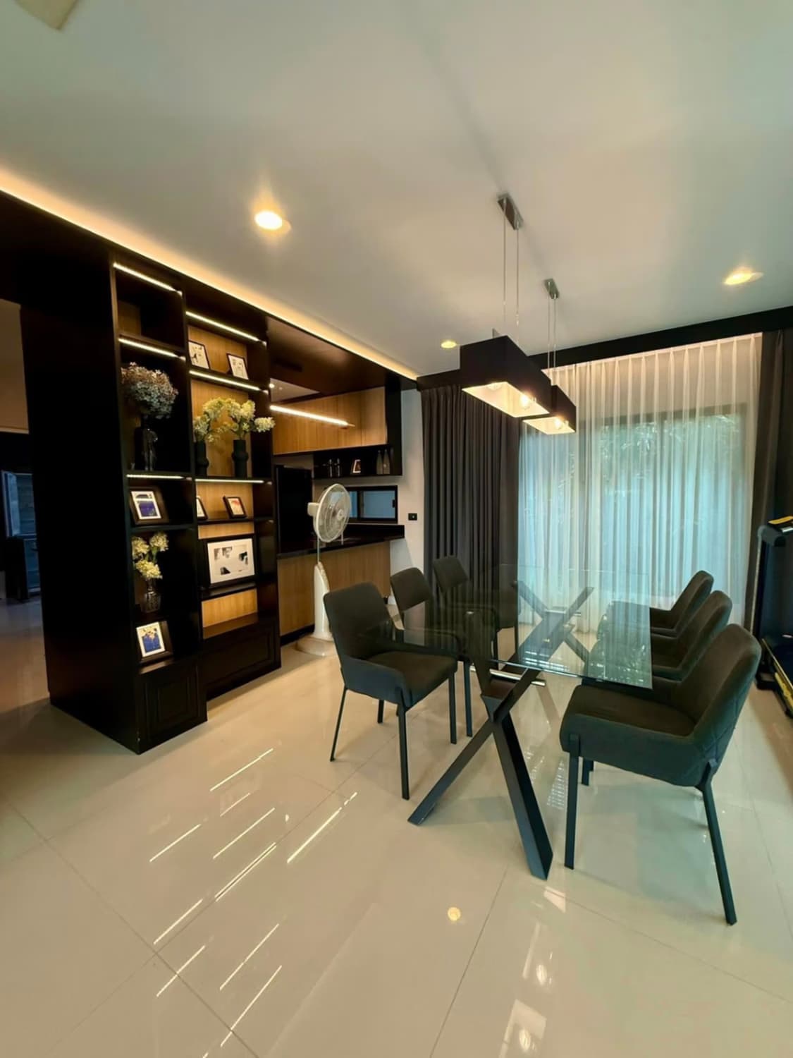 4 Bed House for Rent in Bang Kapi - Image 4