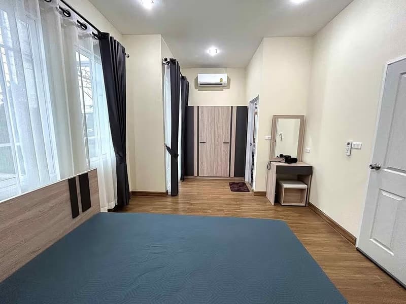 4 Bed Townhouse for Rent in Mueang Chiang Mai