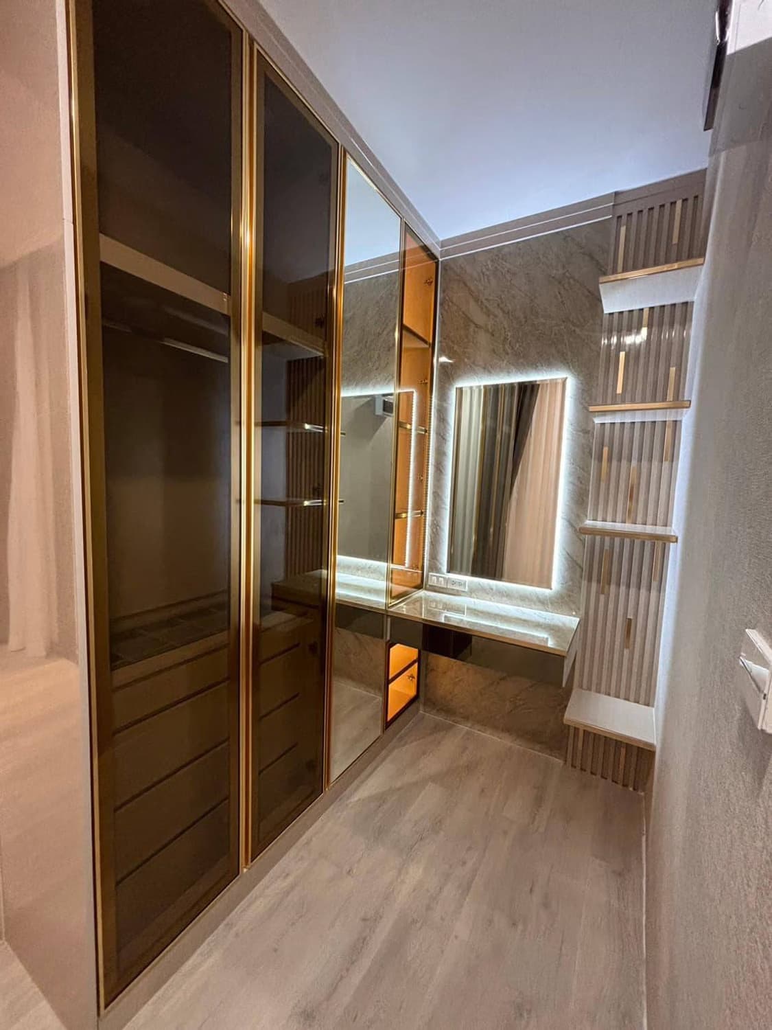 5 Bed House for Rent and Sale in undefined - Image 11