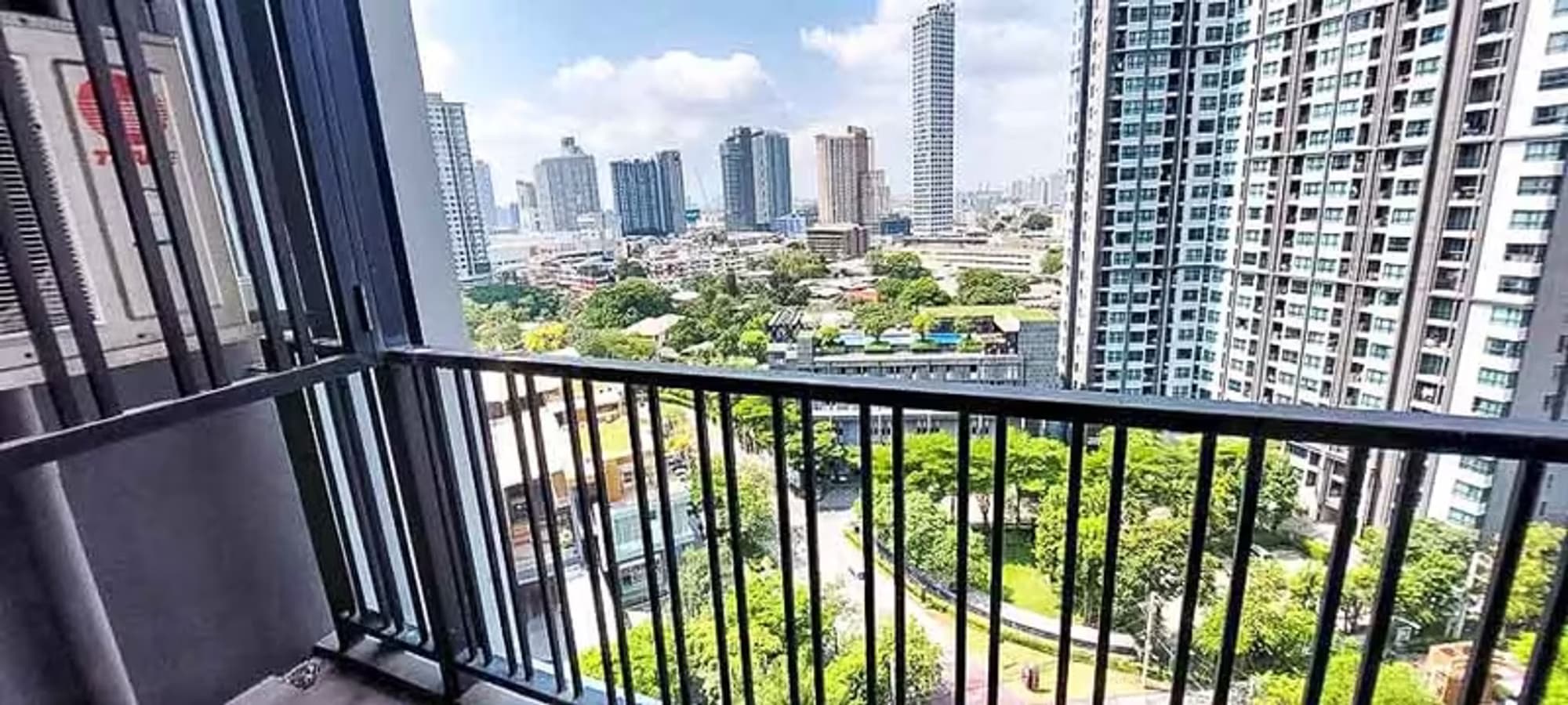 1 Bedroom Condo for Sale at The Base Park East  - Image 7