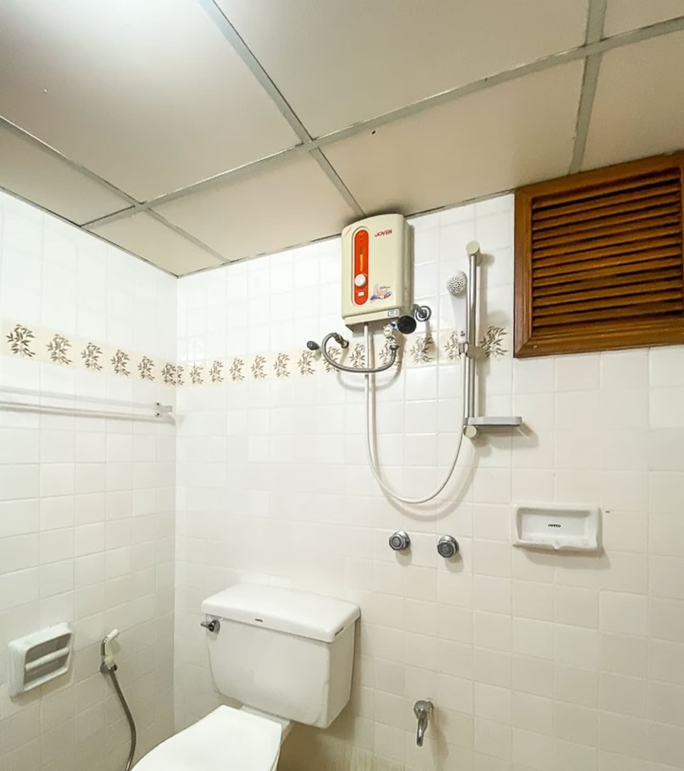 1 Bedroom Condo - Image 9