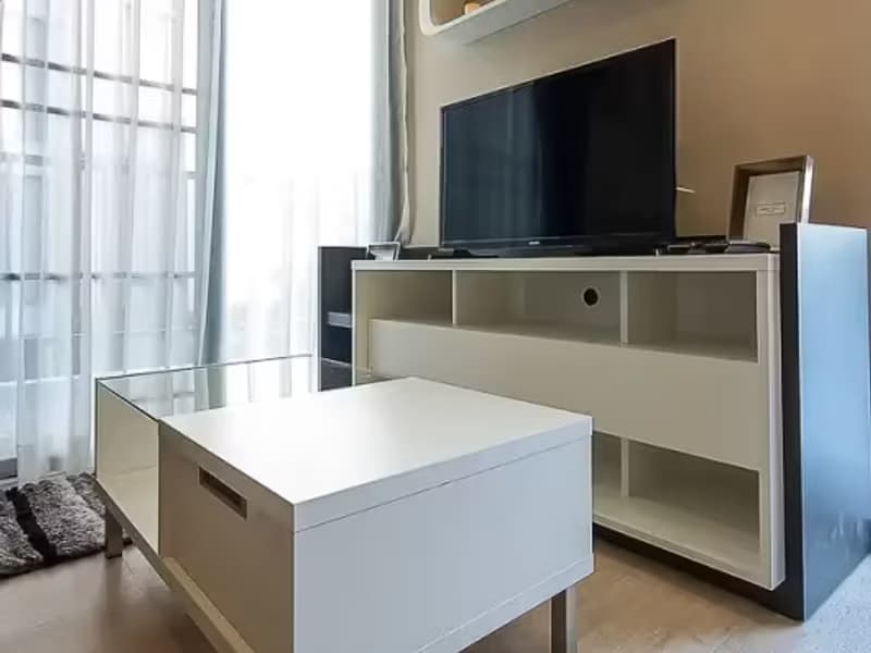 1 Bedroom Condo