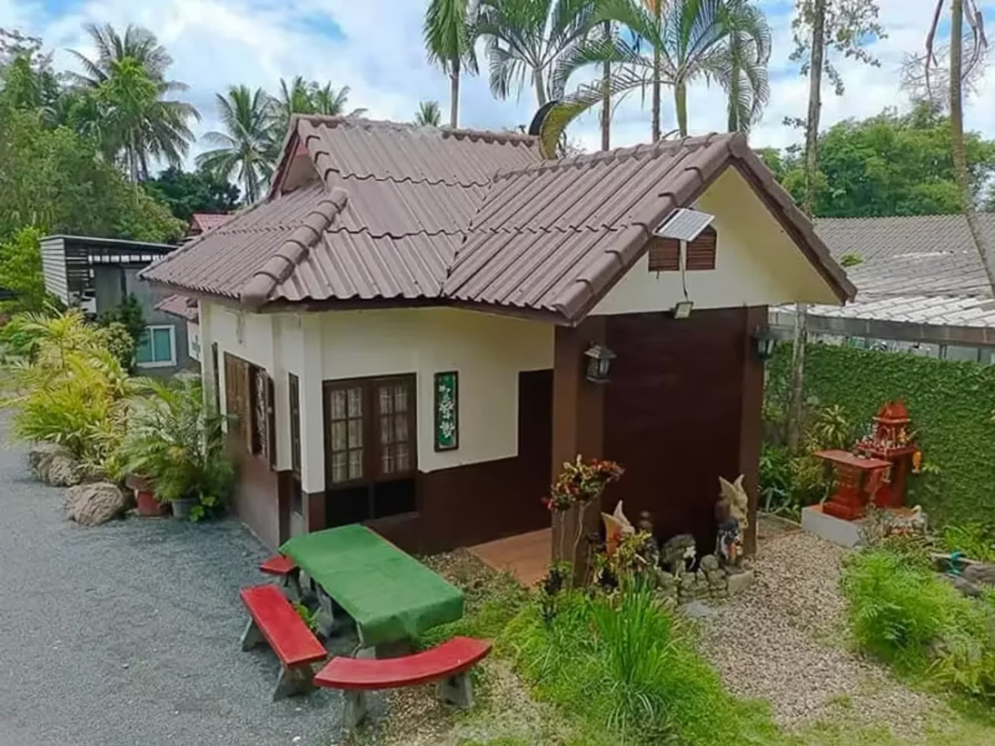 3 Bedroom House - Image 3