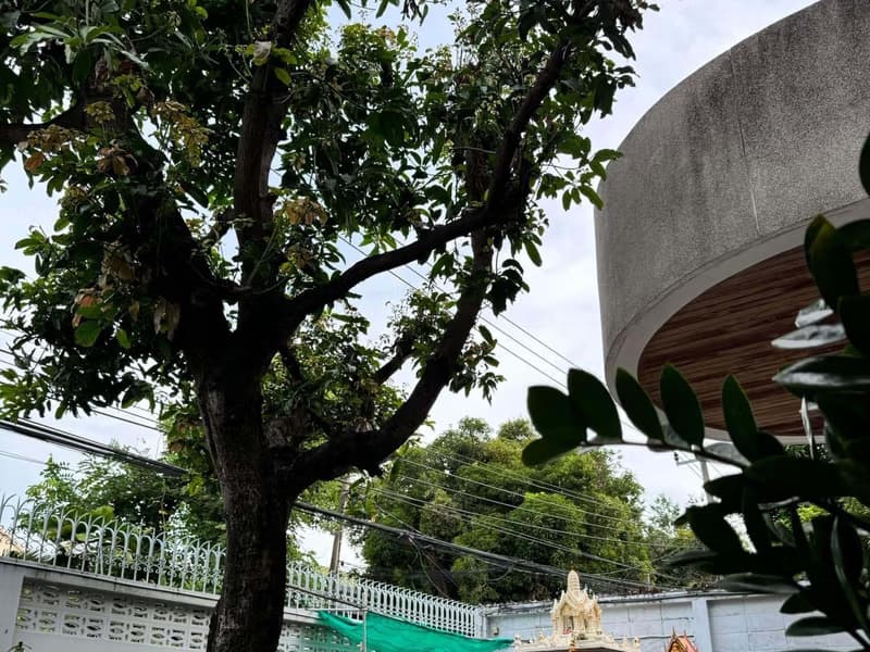 4 Bed House for Sale in Sathon