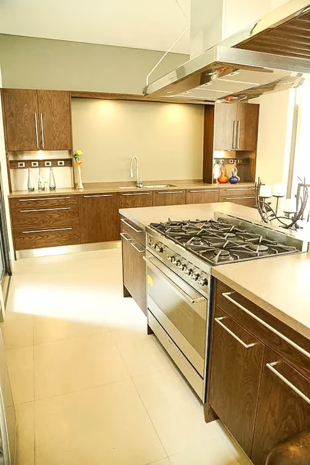 4 Bedroom House for Rent in THonglor - Image 13