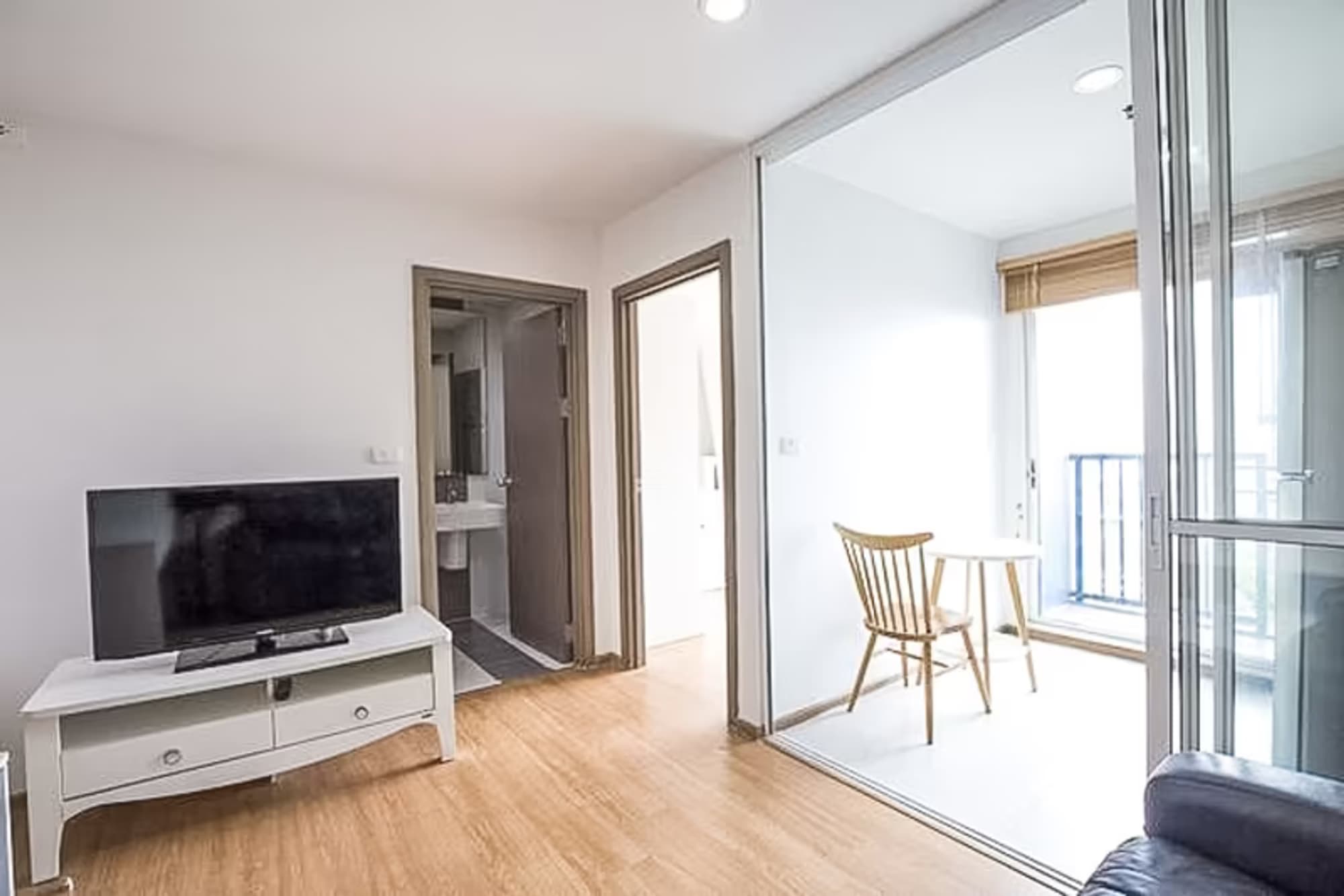 1 Bedroom Condo - Image 10