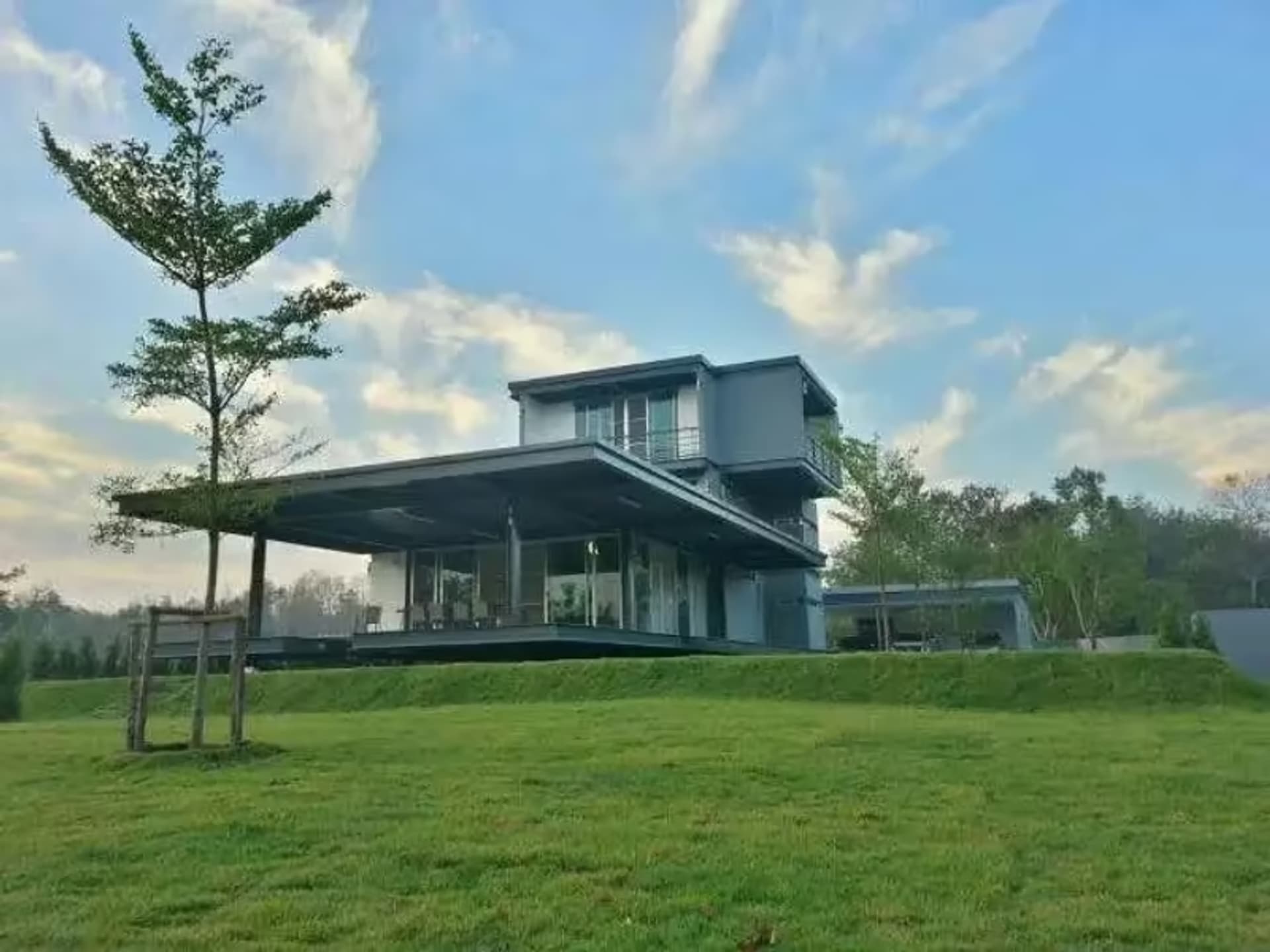 4 Bedroom House - Image 21