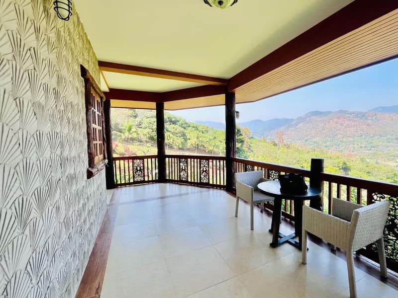Swiss Style house for rent - 3 bedrooms, 4 bathrooms, surrounded by nature and stunning views